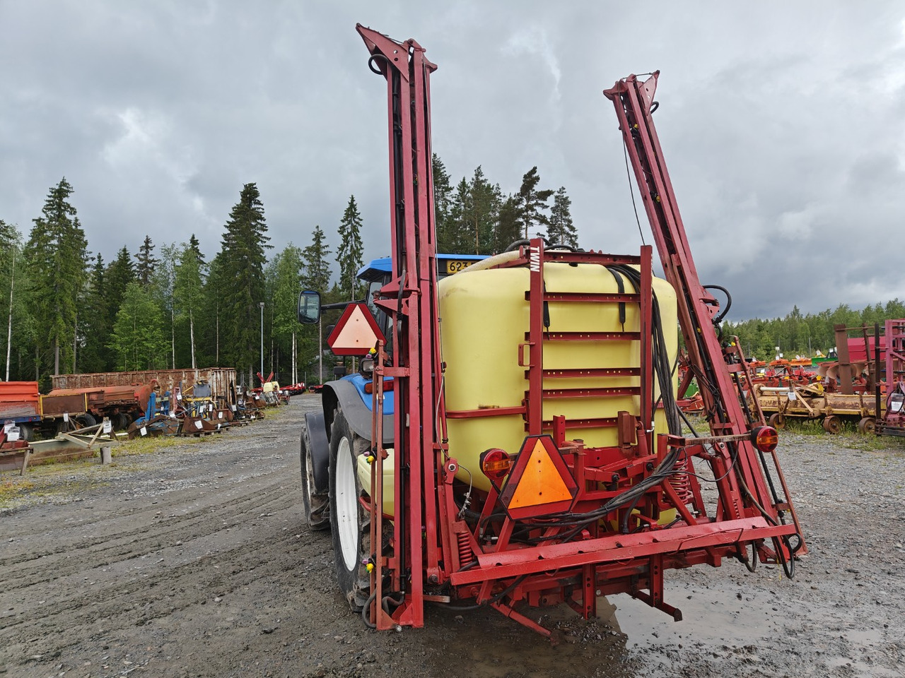 HARDI Hardi Master 1200L - 15-18m - Katsastettu - Kasvinsuojeluruisku - Tractor mounted sprayer: picture 2 HARDI Hardi Master 1200L - 15-18m - Katsastettu - Kasvinsuojeluruisku - Tractor mounted sprayer: picture 2