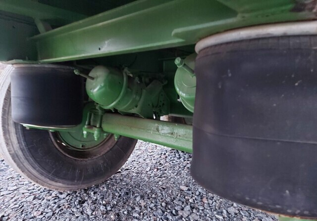 Farm platform trailer JALKALAVAKÄRRY - 3-akselinen ILMA-ALUSTAINEN KÄRRY MONEEN KÄYTTÖÖN: picture 18