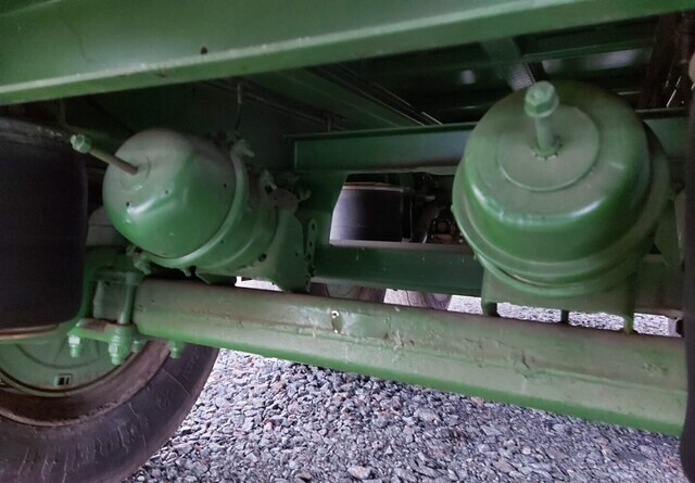 Farm platform trailer JALKALAVAKÄRRY - 3-akselinen ILMA-ALUSTAINEN KÄRRY MONEEN KÄYTTÖÖN: picture 19