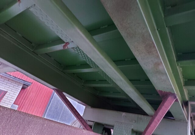 Farm platform trailer JALKALAVAKÄRRY - 3-akselinen ILMA-ALUSTAINEN KÄRRY MONEEN KÄYTTÖÖN: picture 12