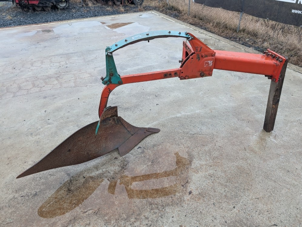 KVERNELAND A8 lisäsiipi - 16 tuumaa - Plow: picture 1 KVERNELAND A8 lisäsiipi - 16 tuumaa - Plow: picture 1