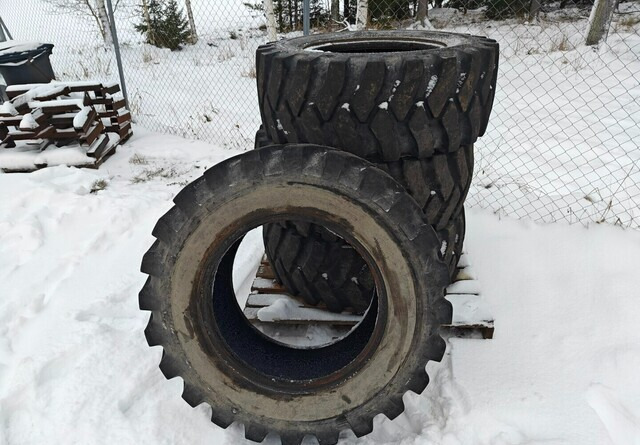 Mitas 405/70-24 - MPT-04 rengassarja - Tire for Construction machinery: picture 2 Mitas 405/70-24 - MPT-04 rengassarja - Tire for Construction machinery: picture 2