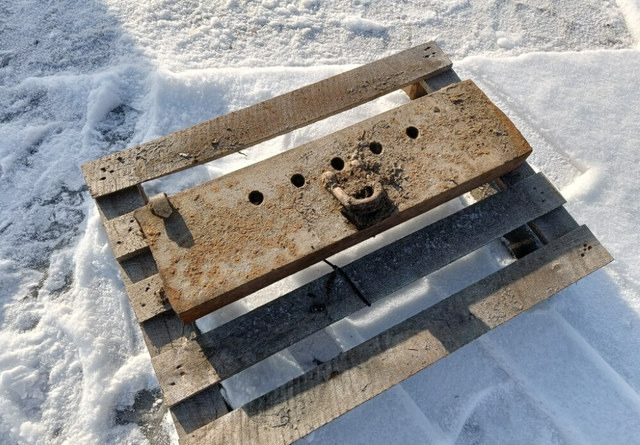 Paino 64kg - Counterweight for Farm tractor: picture 1 Paino 64kg - Counterweight for Farm tractor: picture 1