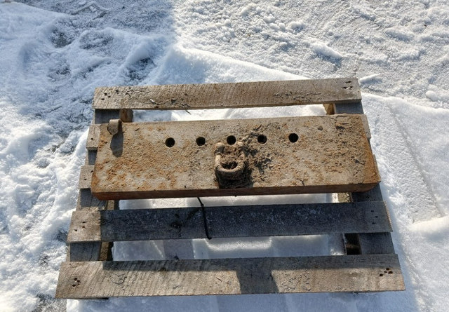 Paino 64kg - Counterweight for Farm tractor: picture 2 Paino 64kg - Counterweight for Farm tractor: picture 2