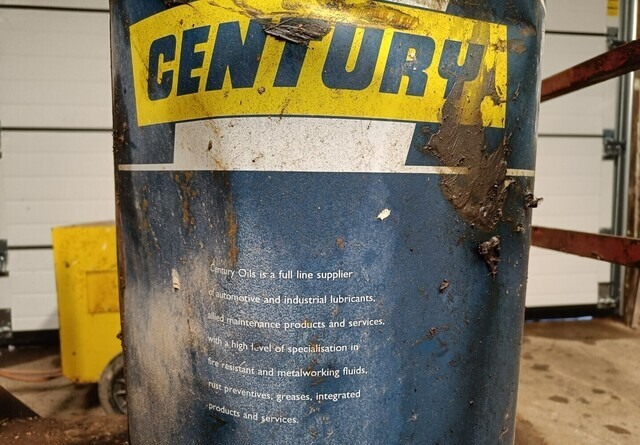 Yamada Yuki rasvari - Tool/ Equipment: picture 4 Yamada Yuki rasvari - Tool/ Equipment: picture 4