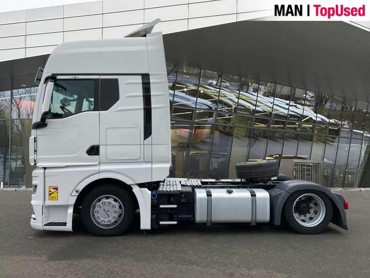 MAN TGX 18.470 4x2 LL SA Ultra *MM890175 Retarder ZV - Tractor unit: picture 2 MAN TGX 18.470 4x2 LL SA Ultra *MM890175 Retarder ZV - Tractor unit: picture 2