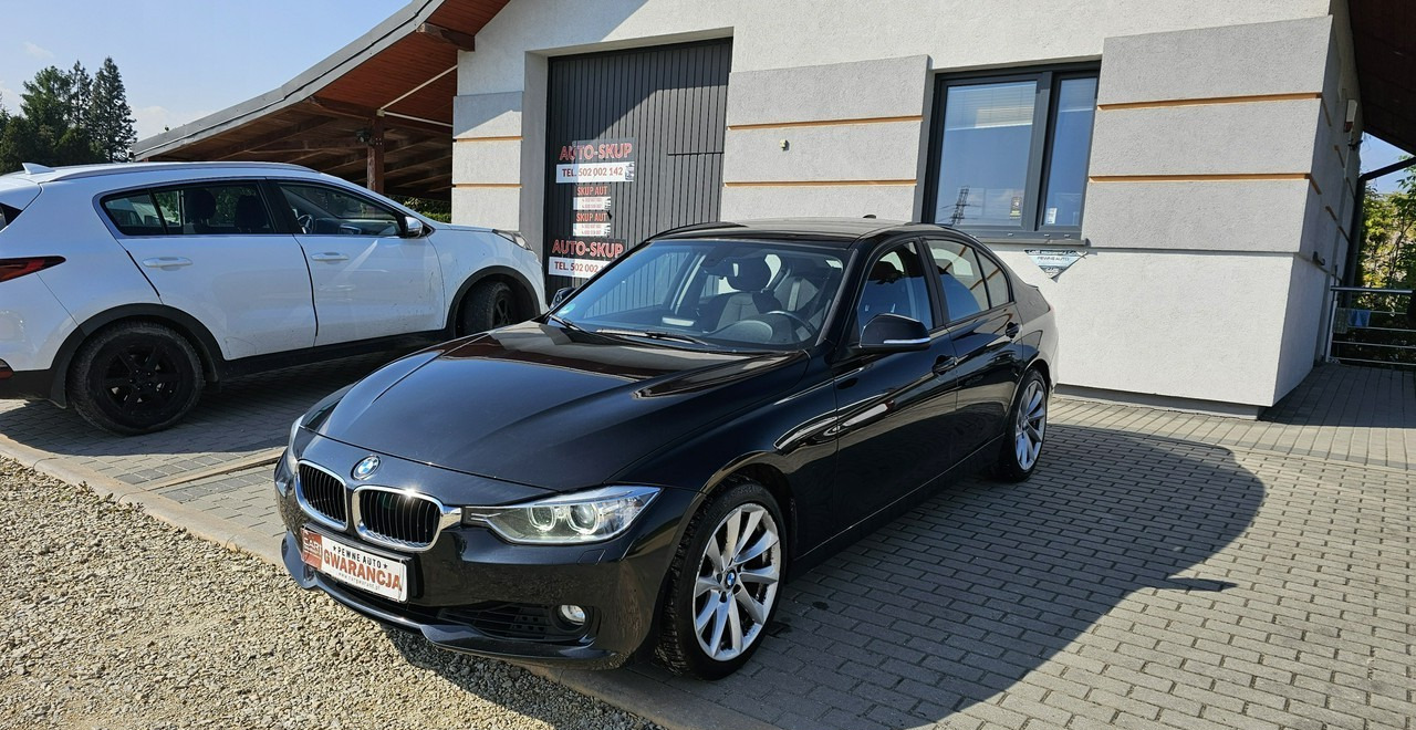 BMW SERIA 3 V (F30/F31/F34) BMW SERIA 3 BMW 330D xDrive ładny stan 4x4 sedan - Sedan: picture 3 BMW SERIA 3 V (F30/F31/F34) BMW SERIA 3 BMW 330D xDrive ładny stan 4x4 sedan - Sedan: picture 3