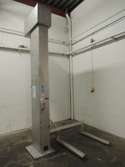 Carnitech Lifter L120 - Food processing equipment: picture 1 Carnitech Lifter L120 - Food processing equipment: picture 1