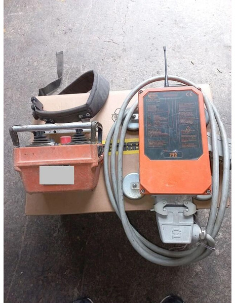 Liebherr HBC radio control 112/132/140/180EC-H - Tower crane: picture 2 Liebherr HBC radio control 112/132/140/180EC-H - Tower crane: picture 2