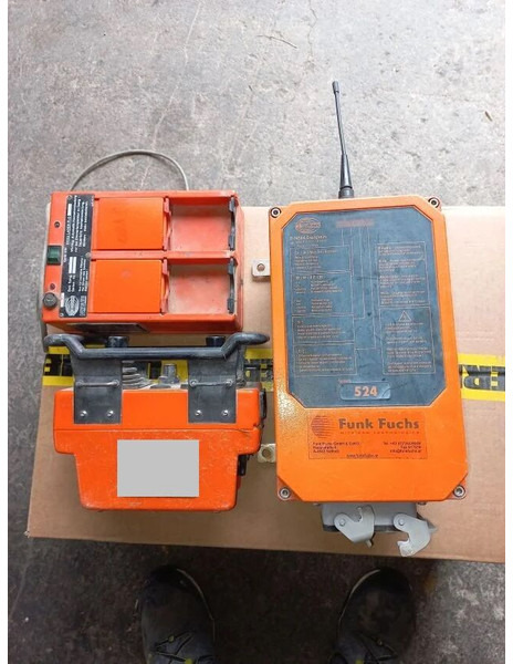 Liebherr HBC radio control 112/132/140/180EC-H - Tower crane: picture 1 Liebherr HBC radio control 112/132/140/180EC-H - Tower crane: picture 1