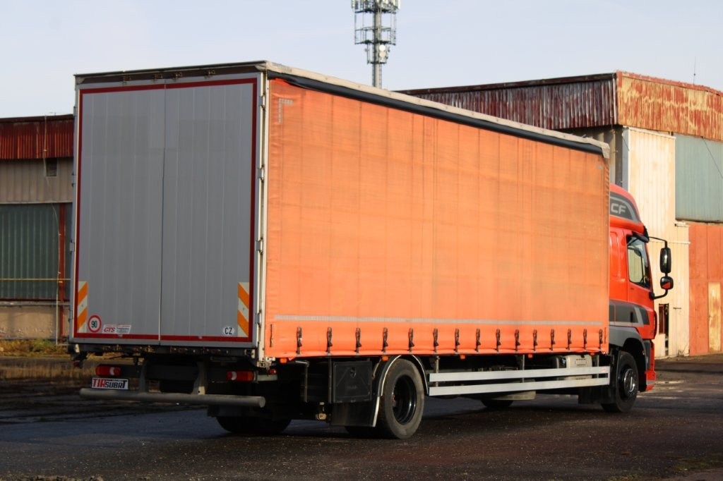 DAF CF 310 FA EURO 6 - Curtainsider truck: picture 4 DAF CF 310 FA EURO 6 - Curtainsider truck: picture 4