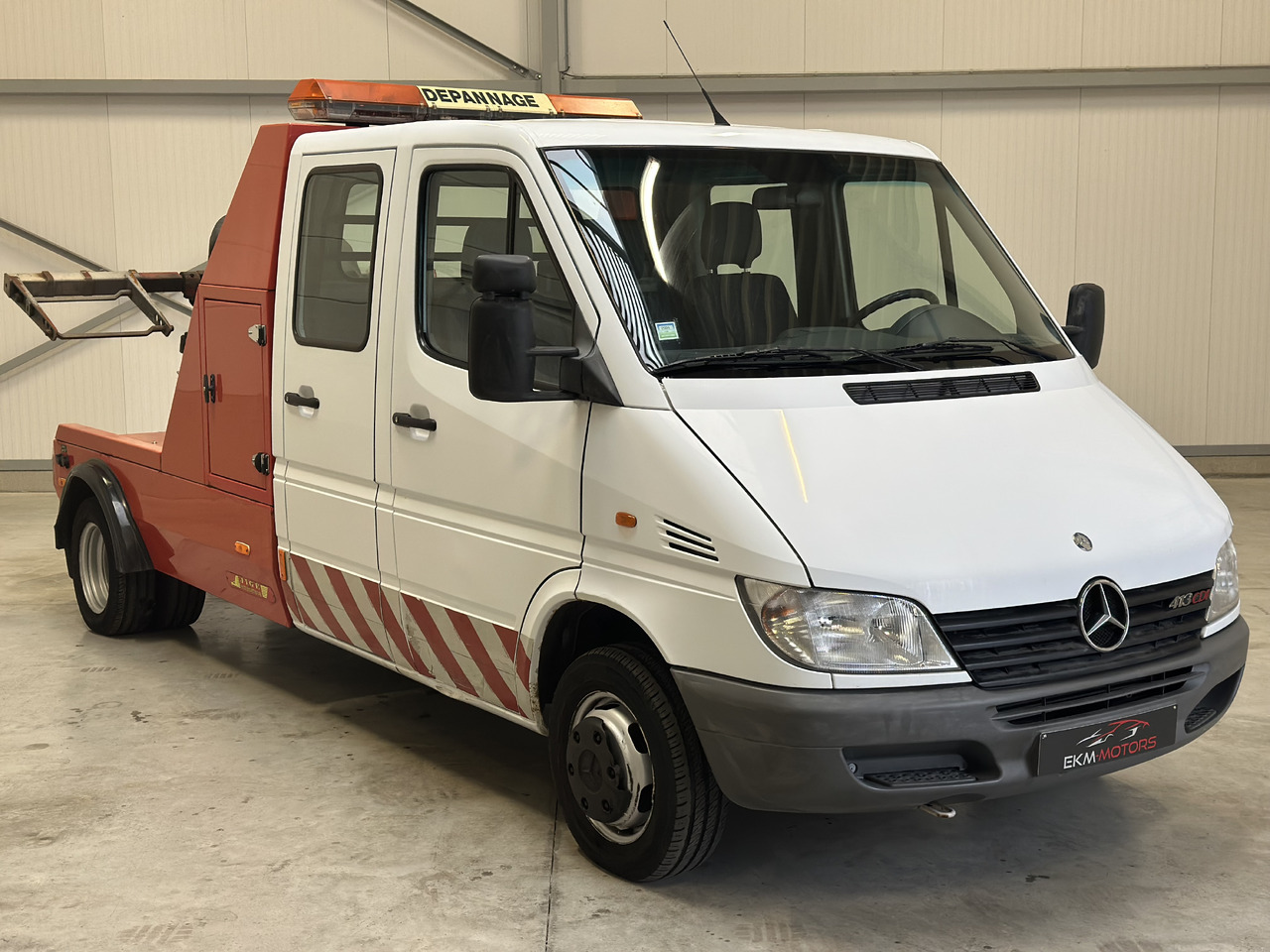 Mersedes Sprinter 413 - Tow truck: picture 3 Mersedes Sprinter 413 - Tow truck: picture 3