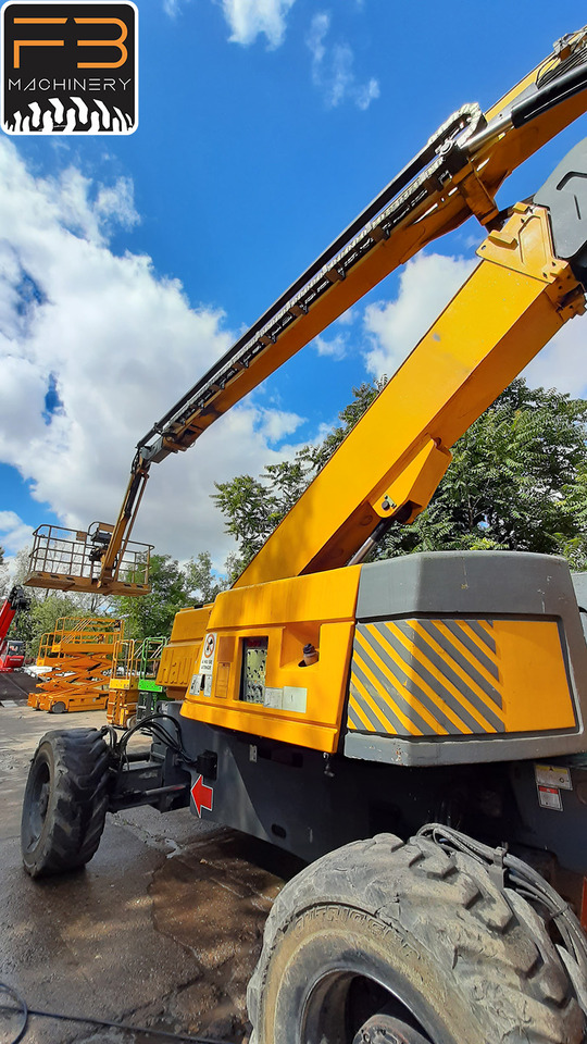 HAULOTTE 32 PX - Articulated boom: picture 1 HAULOTTE 32 PX - Articulated boom: picture 1