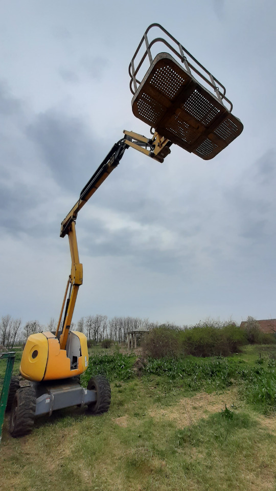 HAULOTTE HA 18 SPX - Scissor lift: picture 3 HAULOTTE HA 18 SPX - Scissor lift: picture 3