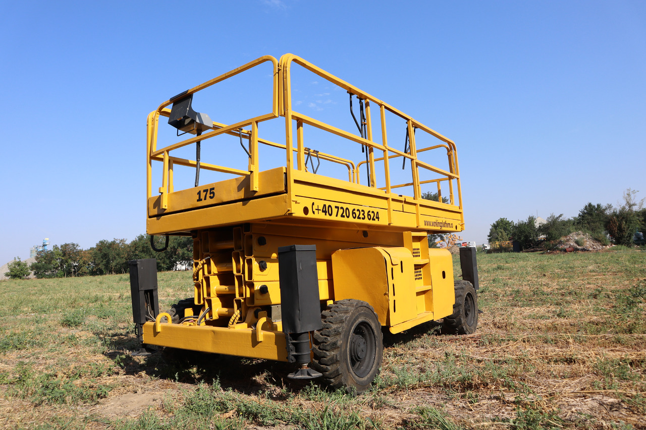 Haulotte HA 15 SX - Scissor lift: picture 1 Haulotte HA 15 SX - Scissor lift: picture 1