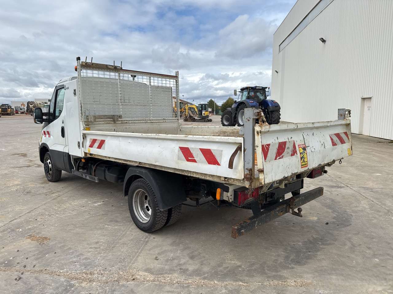 IVECO DAILY 35-150 - Tipper: picture 3 IVECO DAILY 35-150 - Tipper: picture 3
