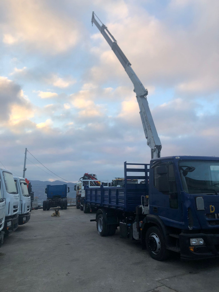 Crane truck IVECO EUROCARGO 120E25: picture 46