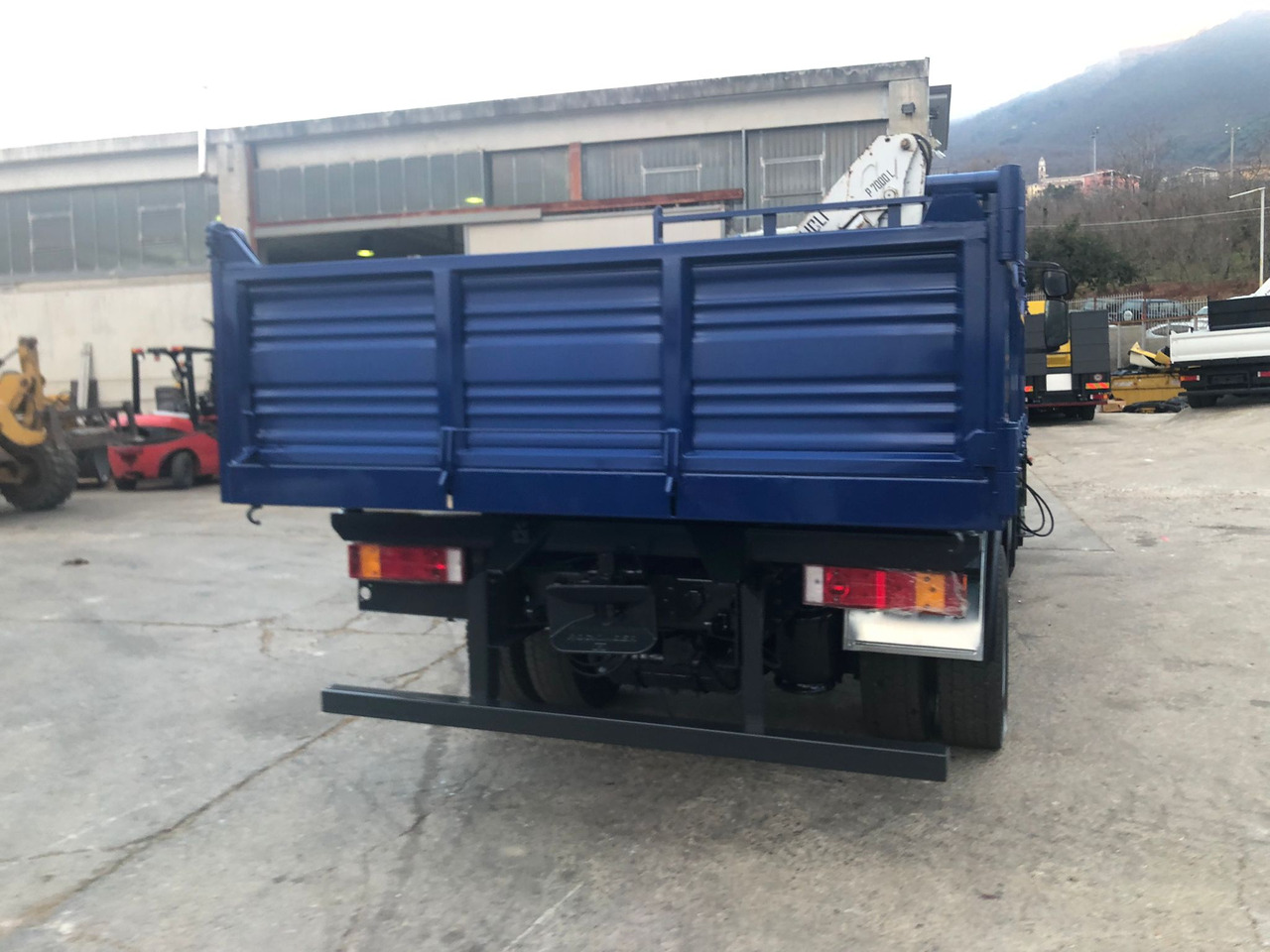 Crane truck IVECO EUROCARGO 120E25: picture 18