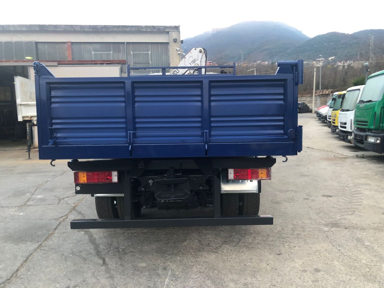 Crane truck IVECO EUROCARGO 120E25: picture 10