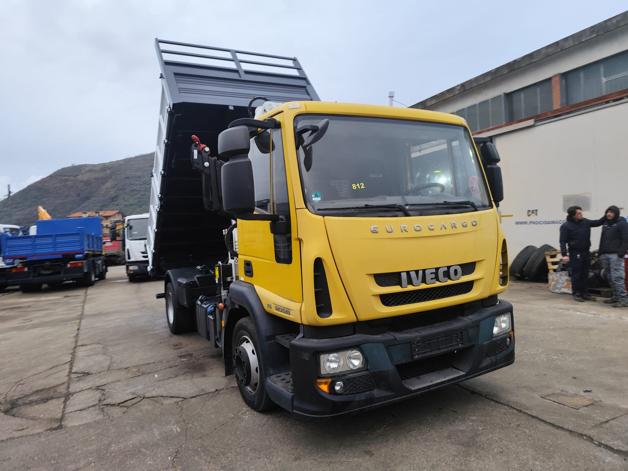 Crane truck IVECO EUROCARGO 120E28P: picture 15