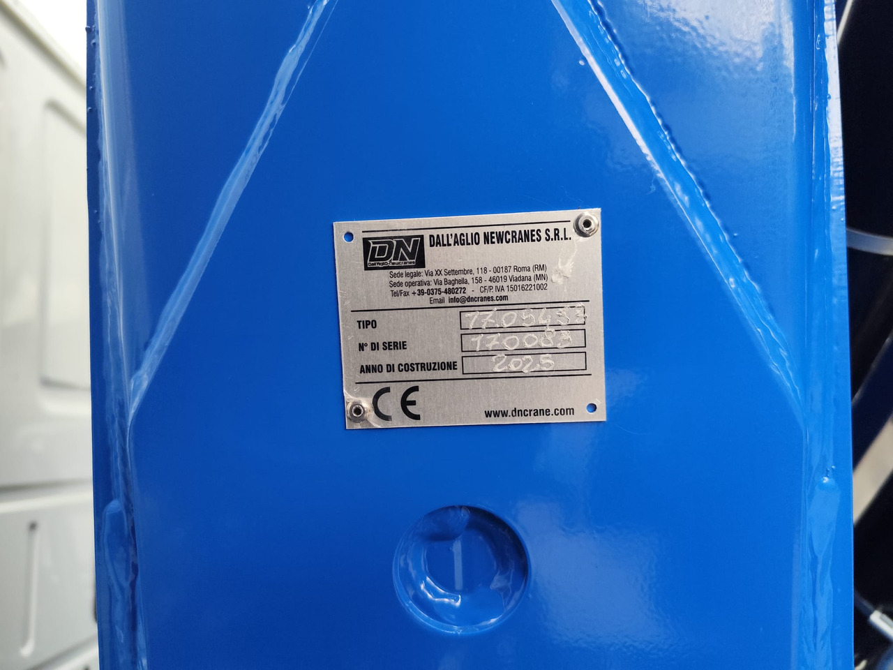 IVECO EUROCARGO 180-320 - Tipper, Crane truck: picture 4 IVECO EUROCARGO 180-320 - Tipper, Crane truck: picture 4