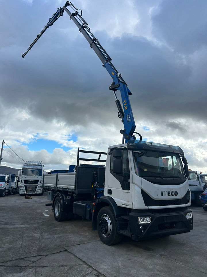 IVECO EUROCARGO 180-320 - Tipper, Crane truck: picture 5 IVECO EUROCARGO 180-320 - Tipper, Crane truck: picture 5