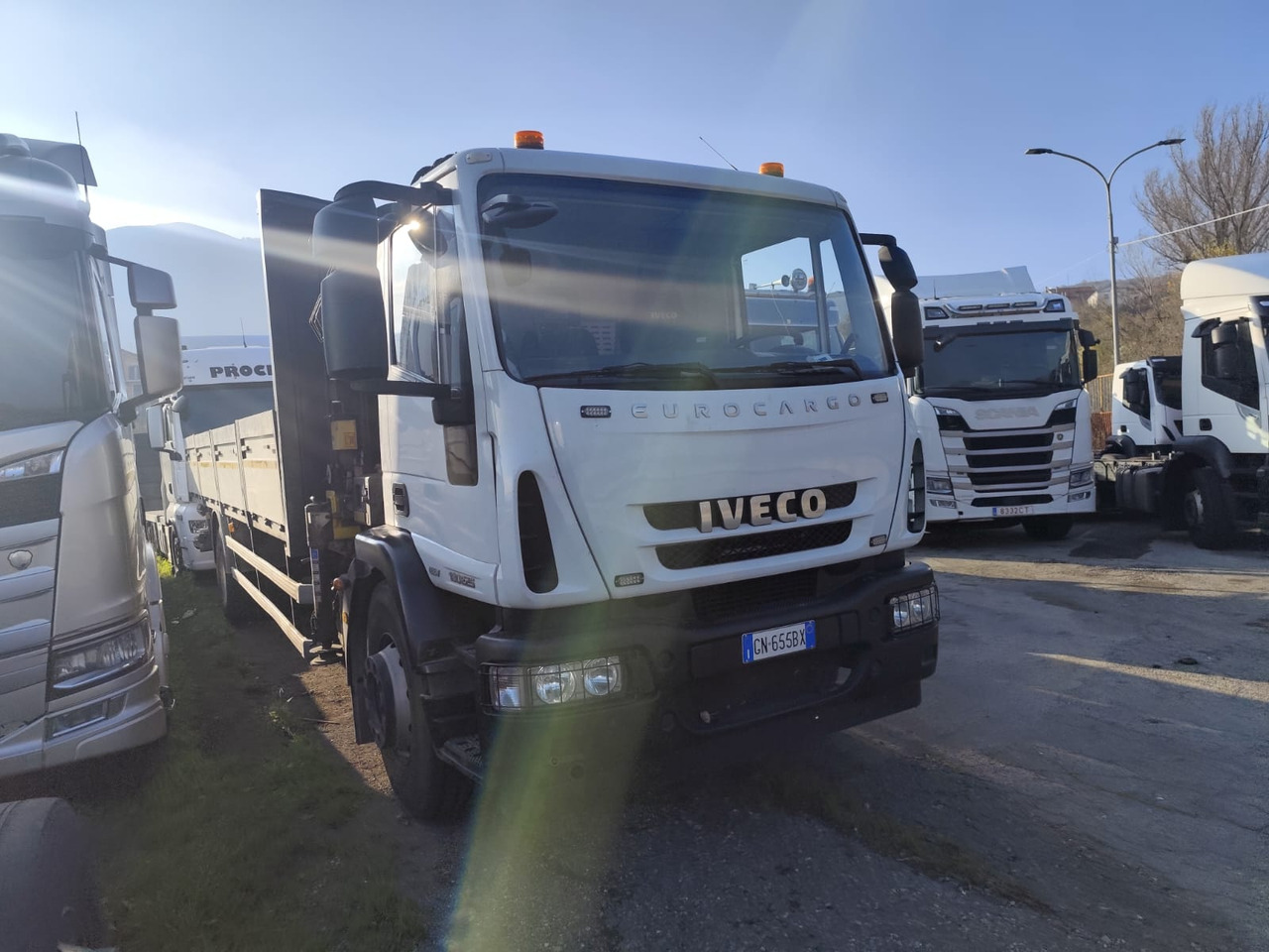 IVECO EUROCARGO 180E25K - Crane truck, Crane truck: picture 1 IVECO EUROCARGO 180E25K - Crane truck, Crane truck: picture 1