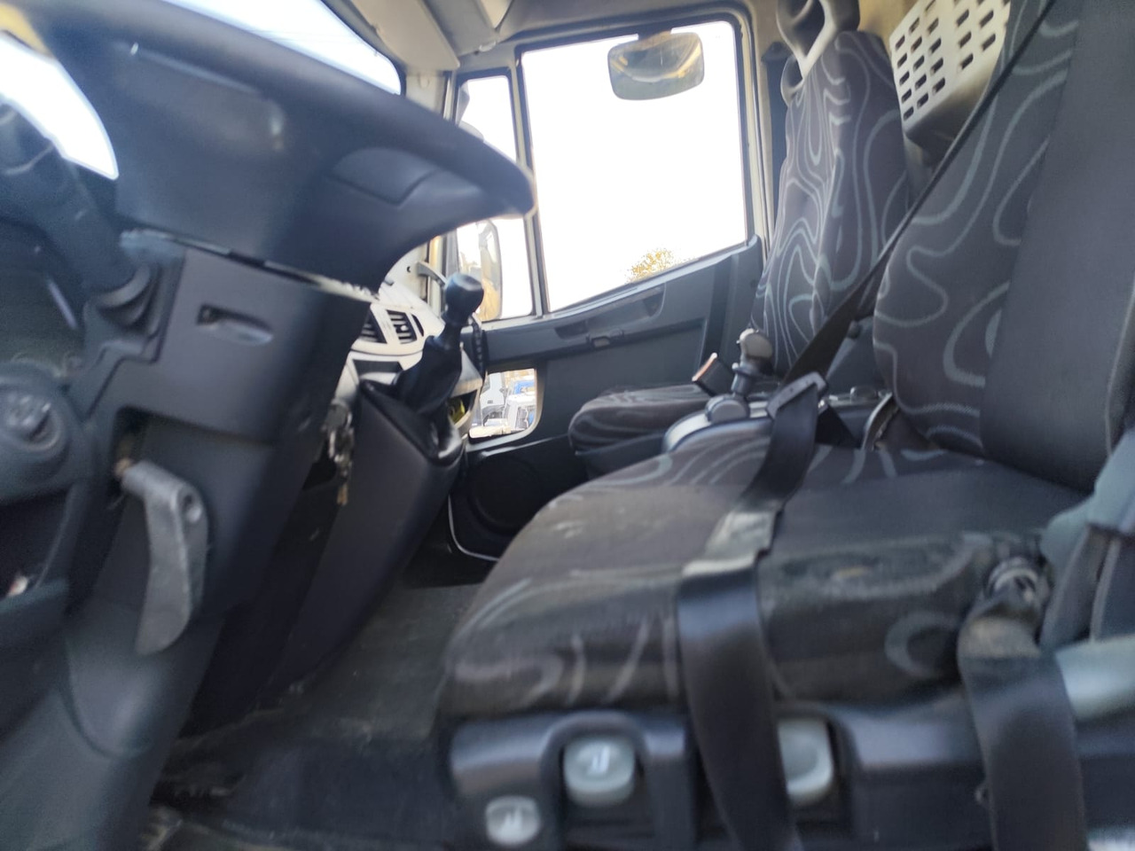 Crane truck, Crane truck IVECO EUROCARGO 180E25K: picture 8 Crane truck, Crane truck IVECO EUROCARGO 180E25K: picture 8