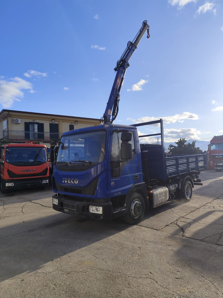 IVECO EUROCARGO 75-160 - Crane truck: picture 5 IVECO EUROCARGO 75-160 - Crane truck: picture 5