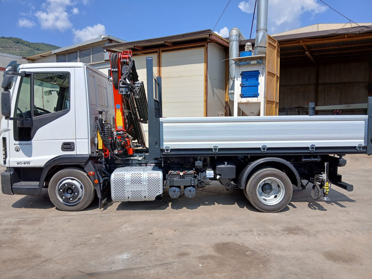 Crane truck IVECO EUROCARGO 80-210: picture 24
