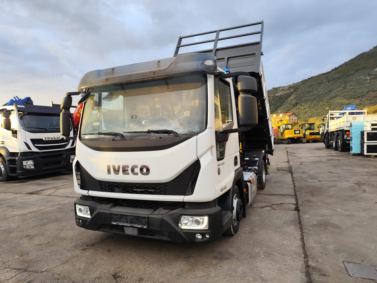 Crane truck, Tipper IVECO EUROCARGO 80-210: picture 16 Crane truck, Tipper IVECO EUROCARGO 80-210: picture 16