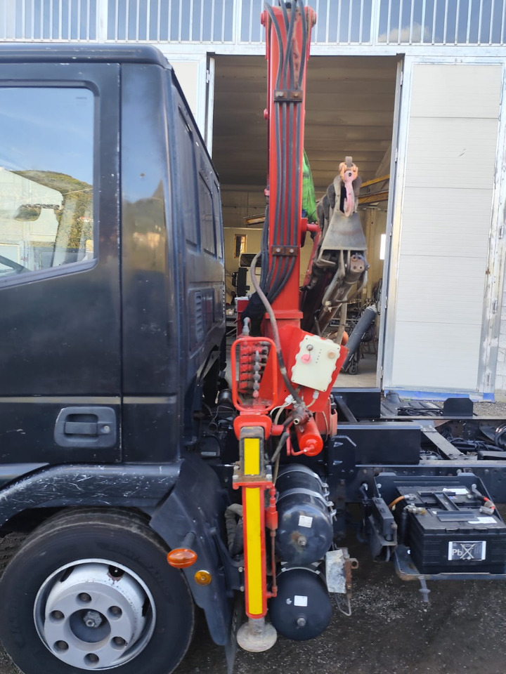 IVECO EUROCARGO 80E18 - Crane truck, Tipper: picture 4 IVECO EUROCARGO 80E18 - Crane truck, Tipper: picture 4