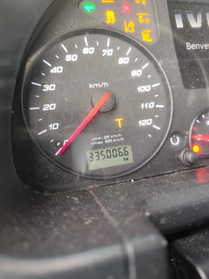 IVECO HI-STREET 260S31 XP - Tipper, Crane truck: picture 5 IVECO HI-STREET 260S31 XP - Tipper, Crane truck: picture 5