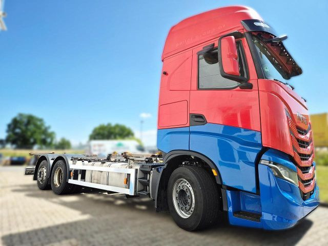 IVECO S-WAY AS260S48 Y - Cab chassis truck: picture 3 IVECO S-WAY AS260S48 Y - Cab chassis truck: picture 3