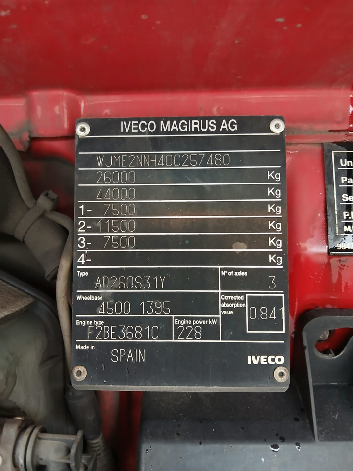 IVECO STRALIS AD 260S31 - Cab chassis truck: picture 5 IVECO STRALIS AD 260S31 - Cab chassis truck: picture 5