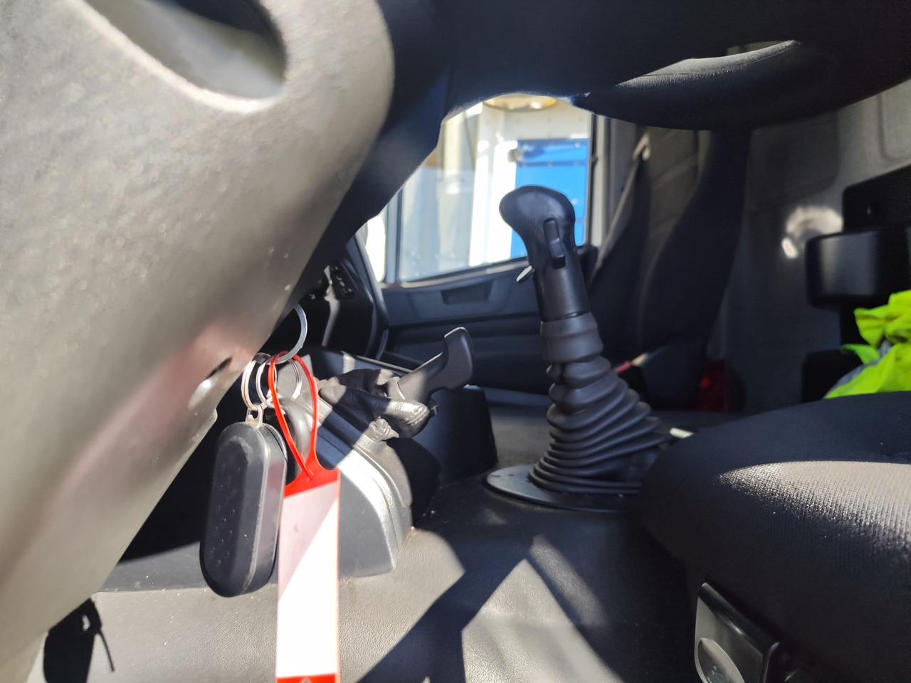 IVECO STRALIS AD 260S31 XP - Cab chassis truck: picture 5 IVECO STRALIS AD 260S31 XP - Cab chassis truck: picture 5