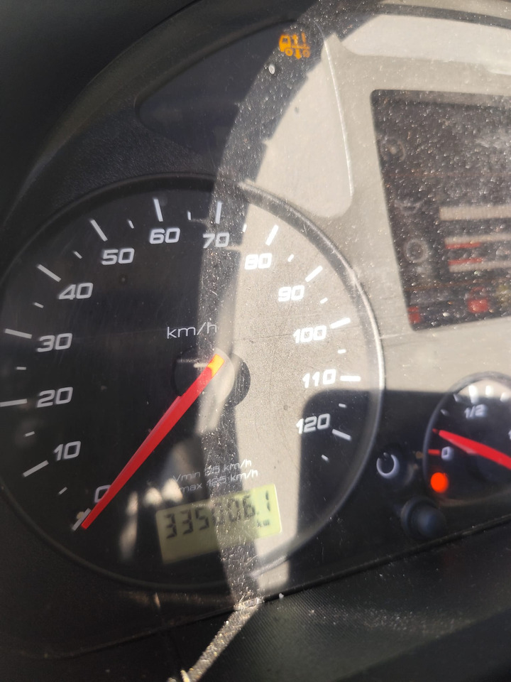 IVECO STRALIS AD 260S31 XP - Cab chassis truck: picture 3 IVECO STRALIS AD 260S31 XP - Cab chassis truck: picture 3