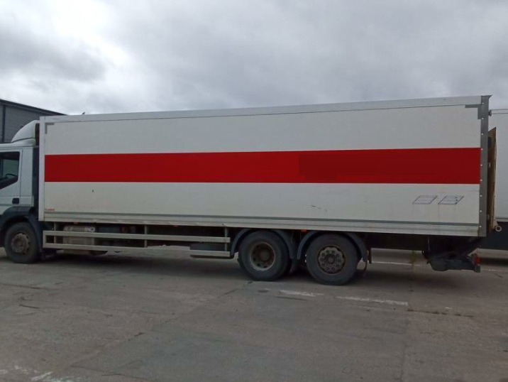 Cab chassis truck IVECO STRALIS AD 260S31 XP: picture 18