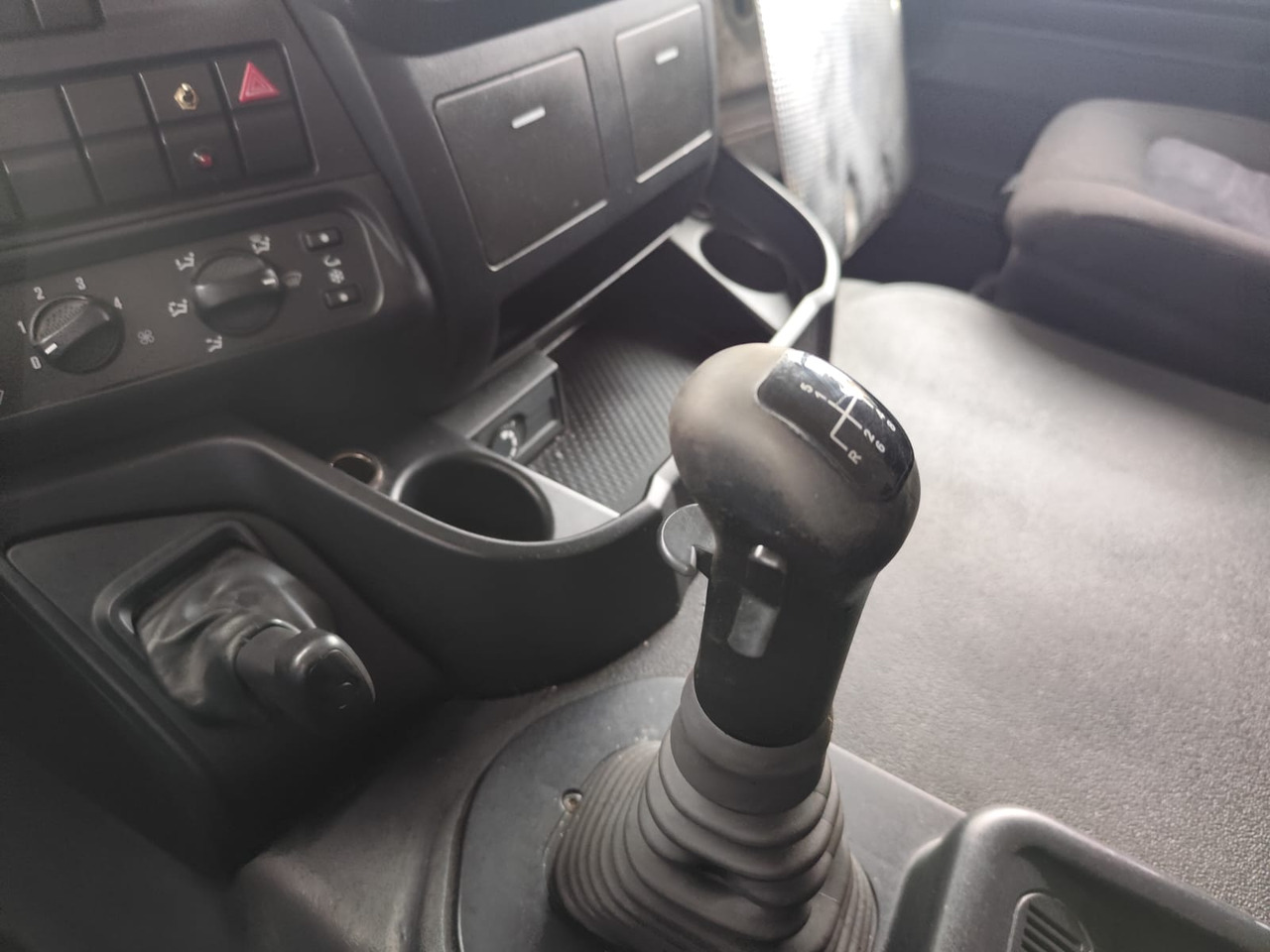 Tipper, Crane truck IVECO STRALIS AD 260S31 Y/P: picture 36