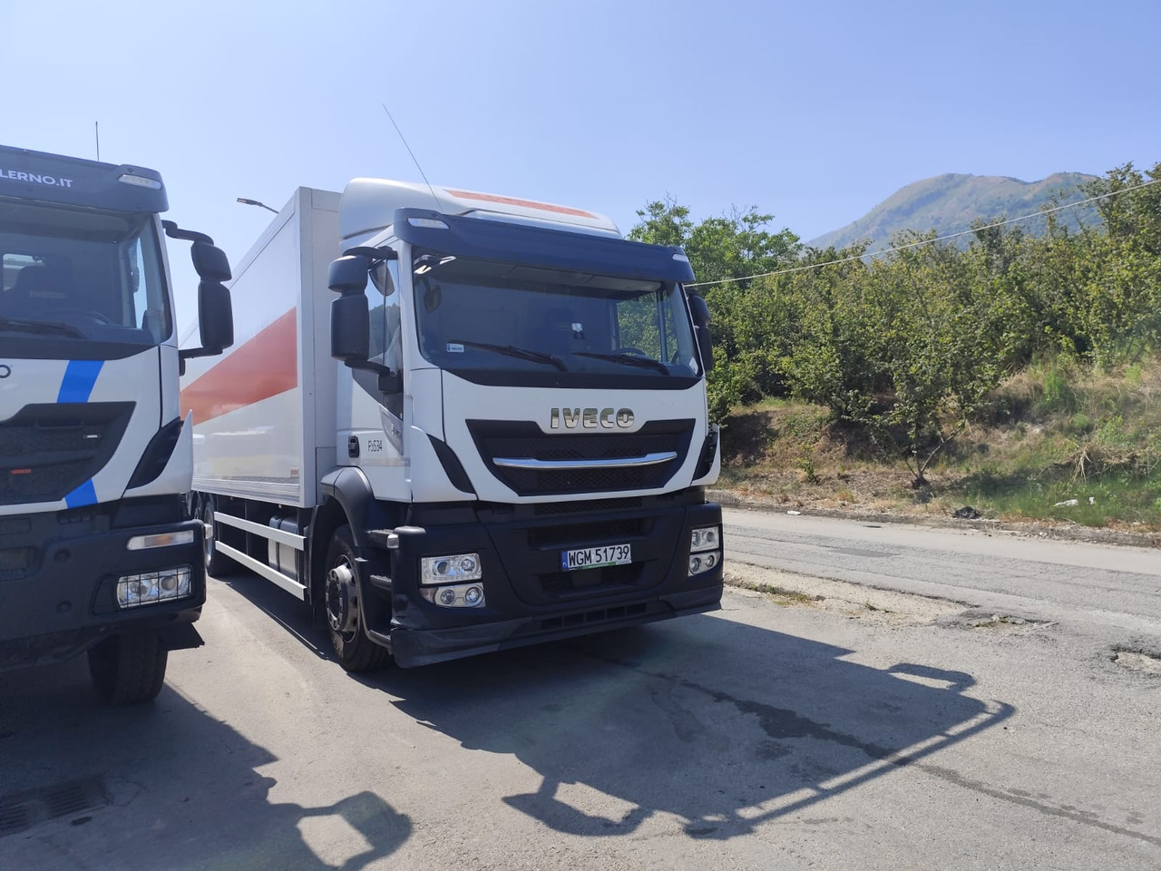 Cab chassis truck IVECO STRALIS AD 260S31 Y/P: picture 16