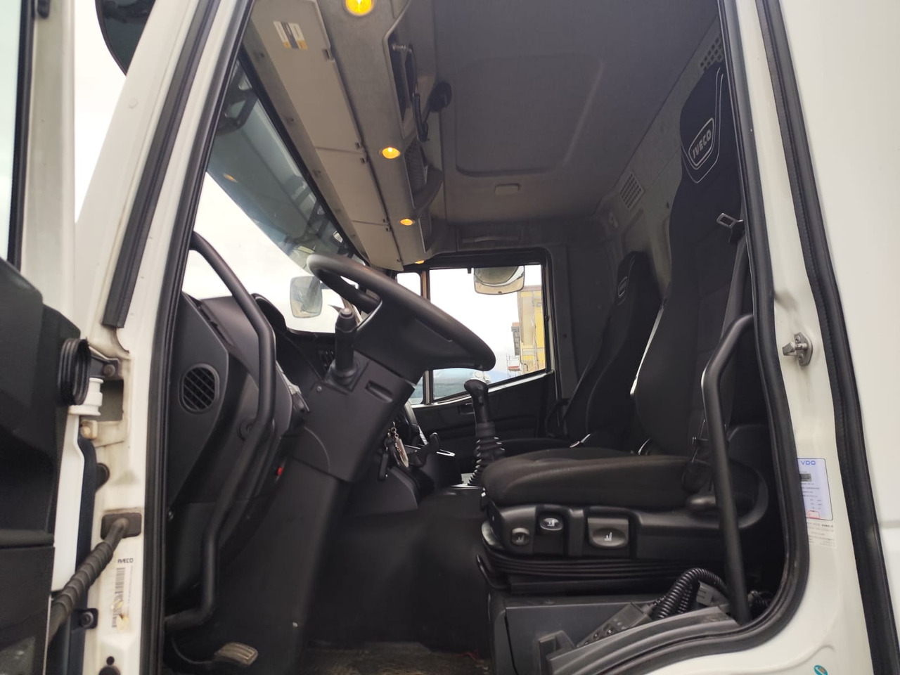 Tipper, Crane truck IVECO STRALIS AD 260S31 Y/P: picture 32