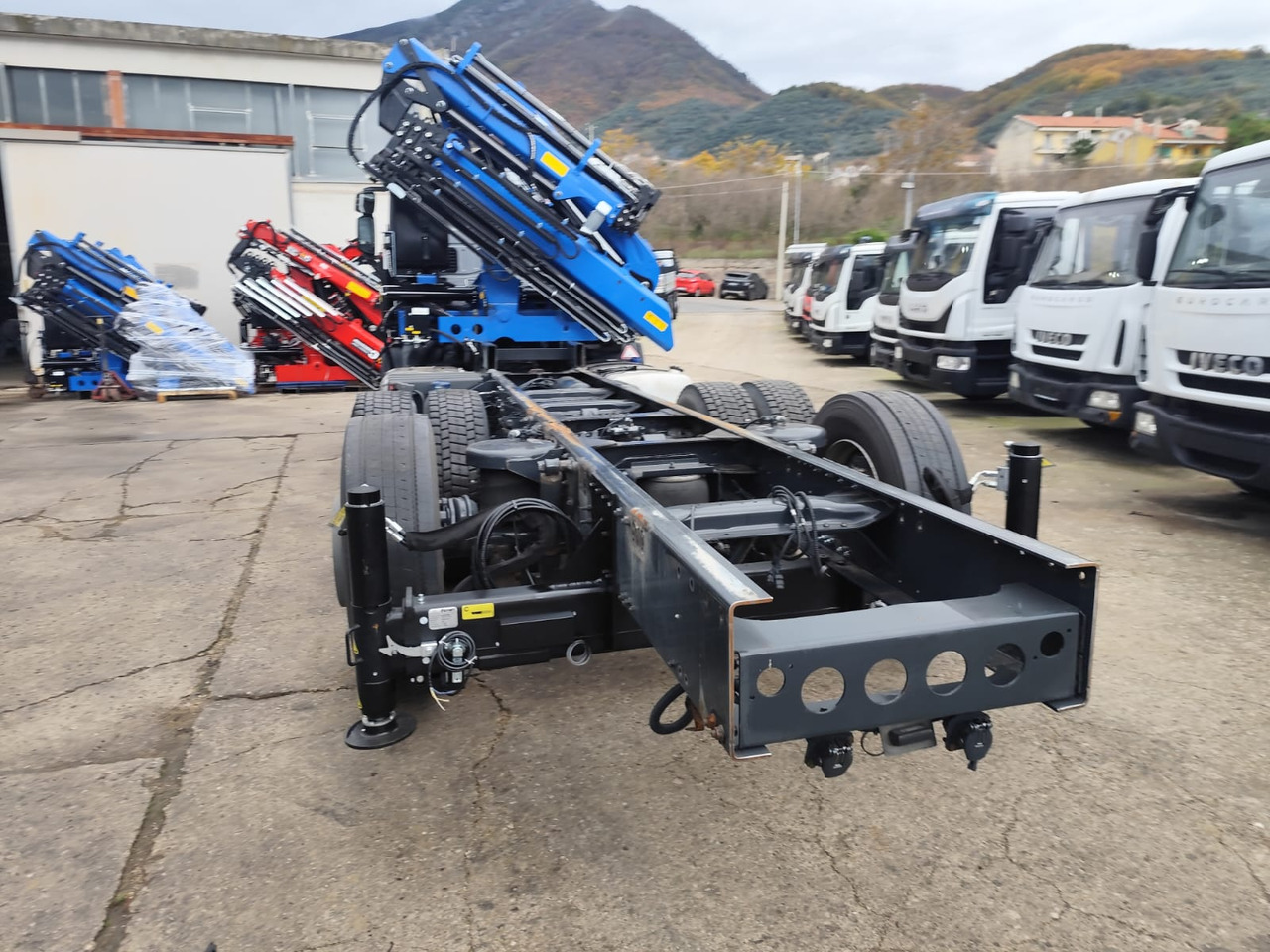 Tipper, Crane truck IVECO STRALIS AD 260S31 Y/P: picture 12