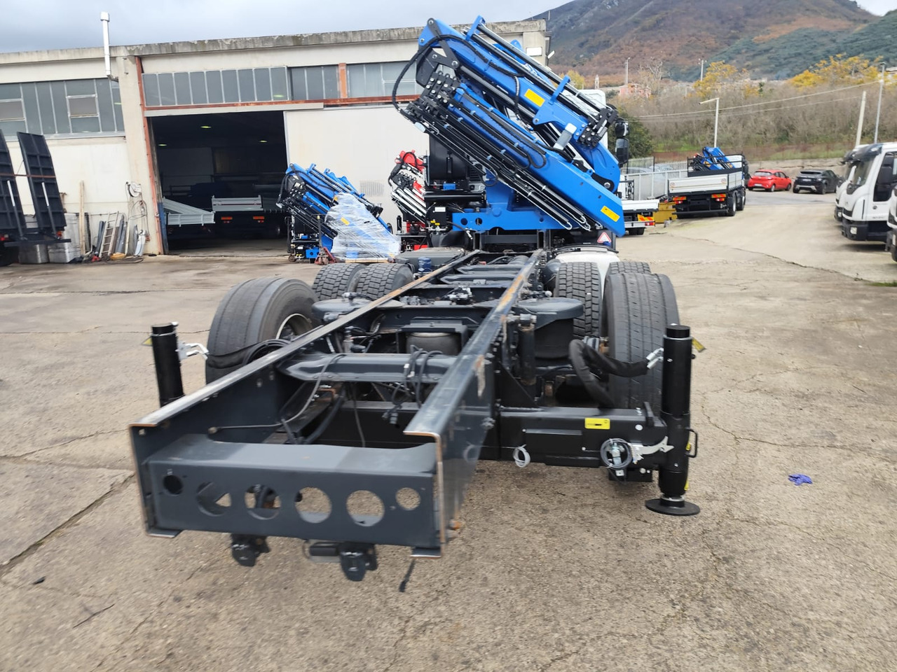 Tipper, Crane truck IVECO STRALIS AD 260S31 Y/P: picture 15