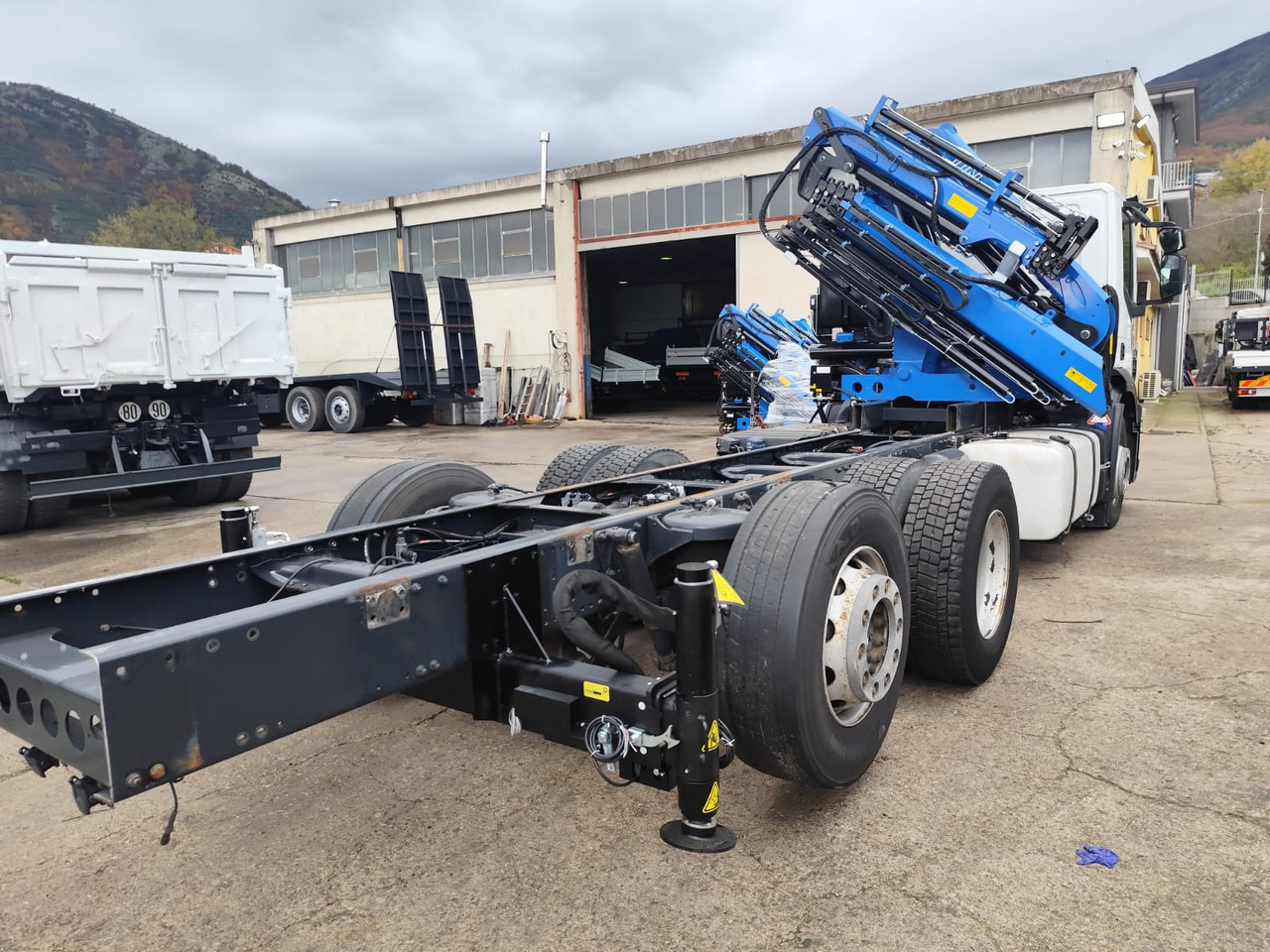 Tipper, Crane truck IVECO STRALIS AD 260S31 Y/P: picture 18