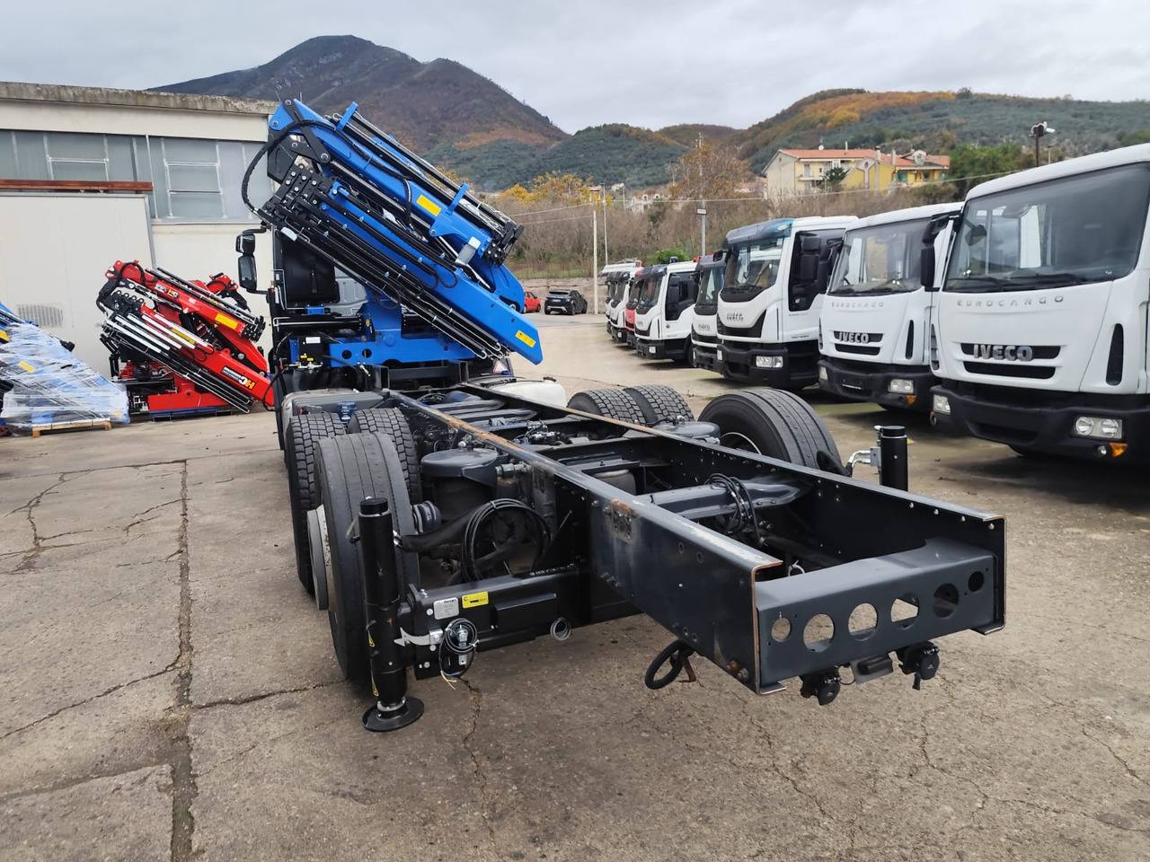 Tipper, Crane truck IVECO STRALIS AD 260S31 Y/P: picture 11