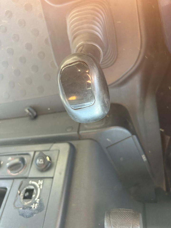 IVECO TRAKKER 260T36 - Tipper: picture 5 IVECO TRAKKER 260T36 - Tipper: picture 5