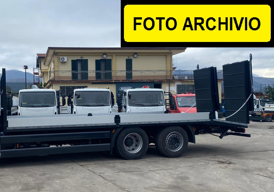 MAN TGX 26.440 - Dropside/ Flatbed truck: picture 3 MAN TGX 26.440 - Dropside/ Flatbed truck: picture 3
