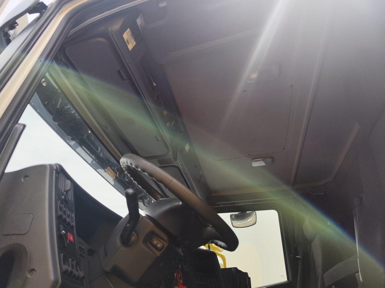 SCANIA G450 - Cab chassis truck: picture 2 SCANIA G450 - Cab chassis truck: picture 2