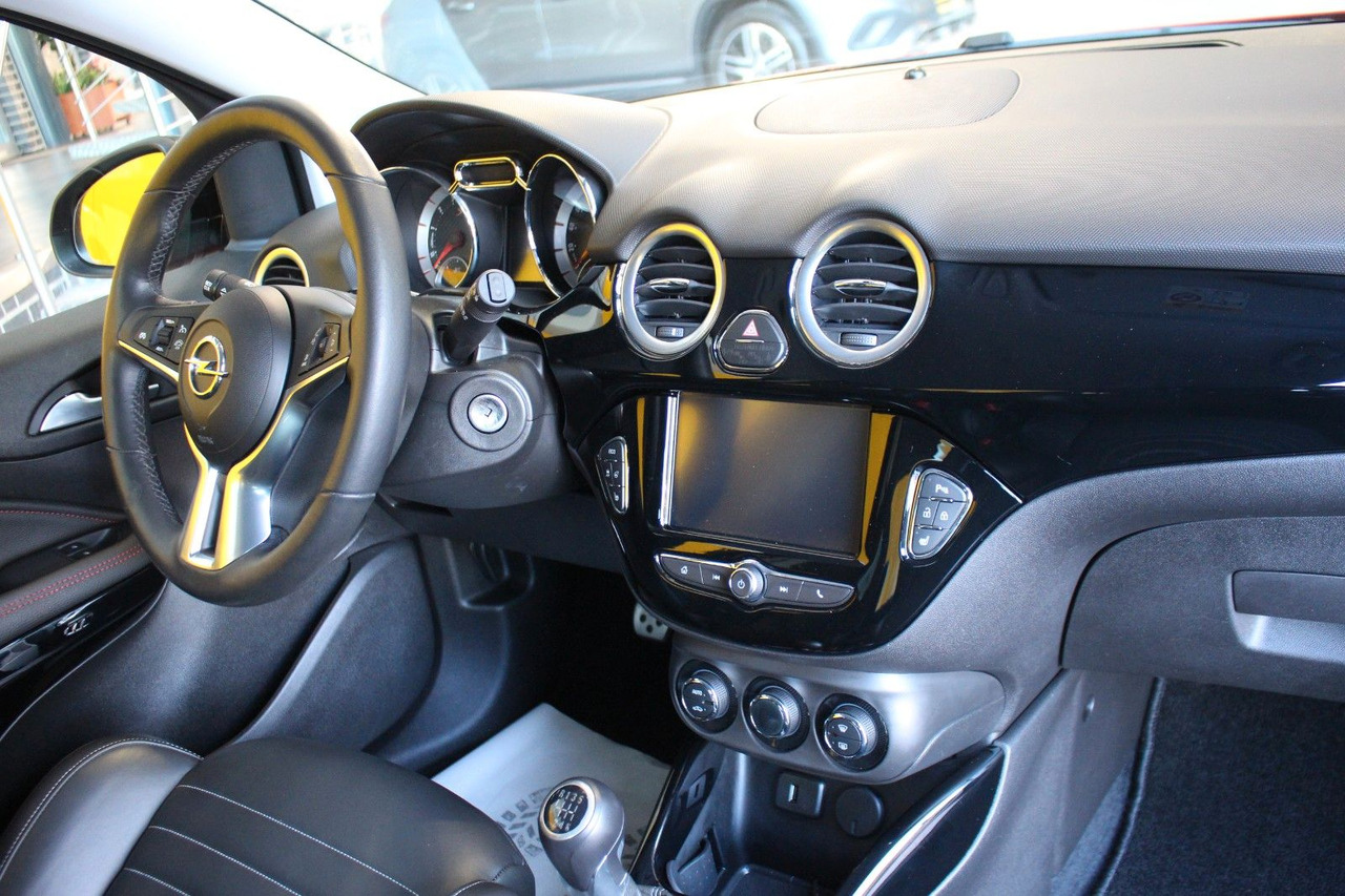 Opel Adam S Recaro Nappa Leder Dachspoiler SHZ - Car: picture 5 Opel Adam S Recaro Nappa Leder Dachspoiler SHZ - Car: picture 5
