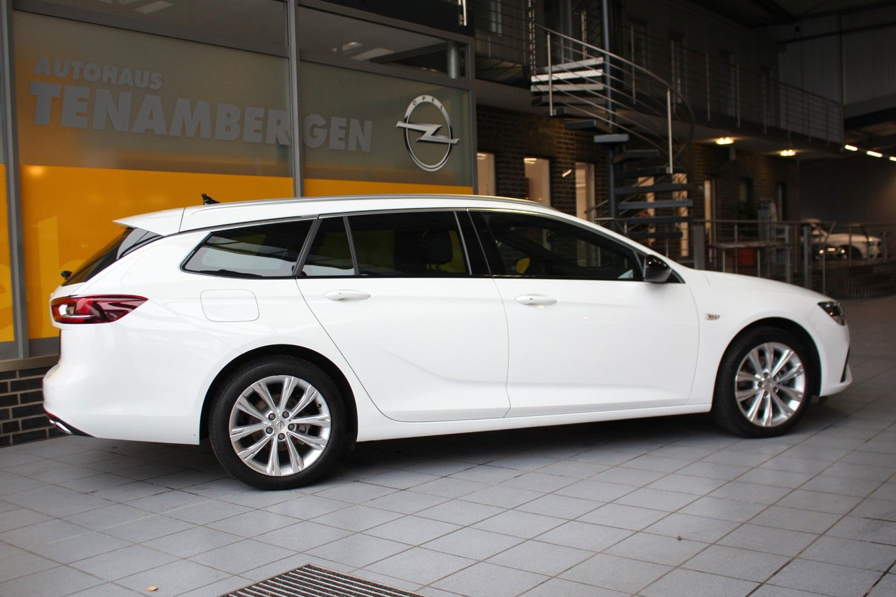 Opel Insignia Elegance DAB Navi Head Up LED Kamera - Station wagon: picture 3 Opel Insignia Elegance DAB Navi Head Up LED Kamera - Station wagon: picture 3